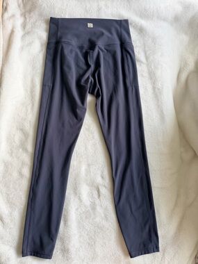 Vuori Dark Gray Studio with Pockets Performance Leggings